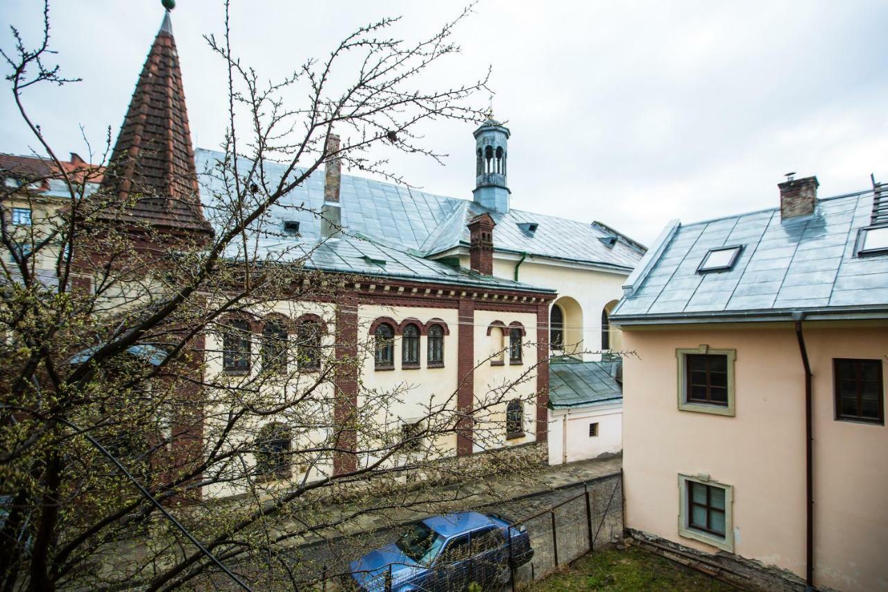 Kvartyra Mansarda Lviv Eksteriør bilde